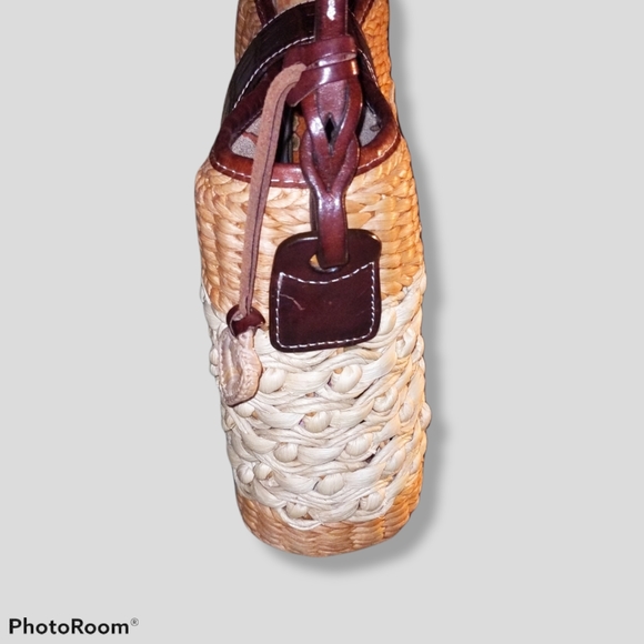 Brighton straw woven shoulder bag - Picture 4 of 10